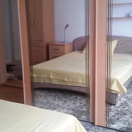 Apartment Forward
